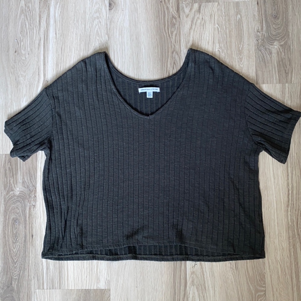 Dark green boxy sweater tee from American eagle, size small
